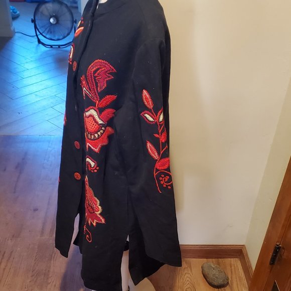 Vintage embroidered jacket (90's) - Picture 3 of 8